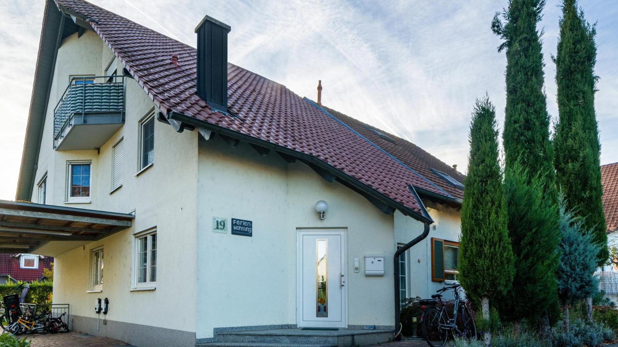 Ferienwohnung Arenda Munzingen Exterior photo